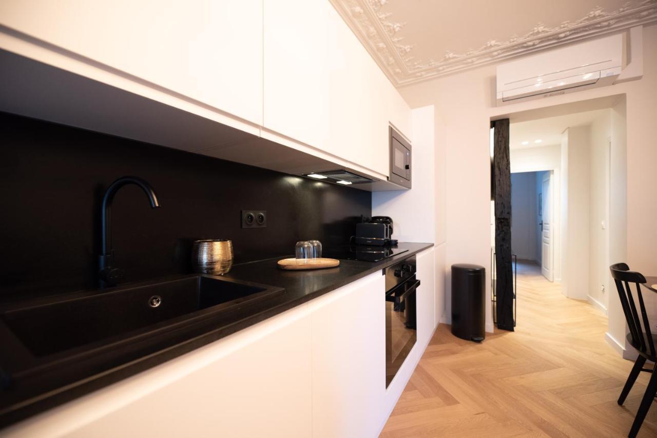 Luxury Apartments In Paris Center ภายนอก รูปภาพ