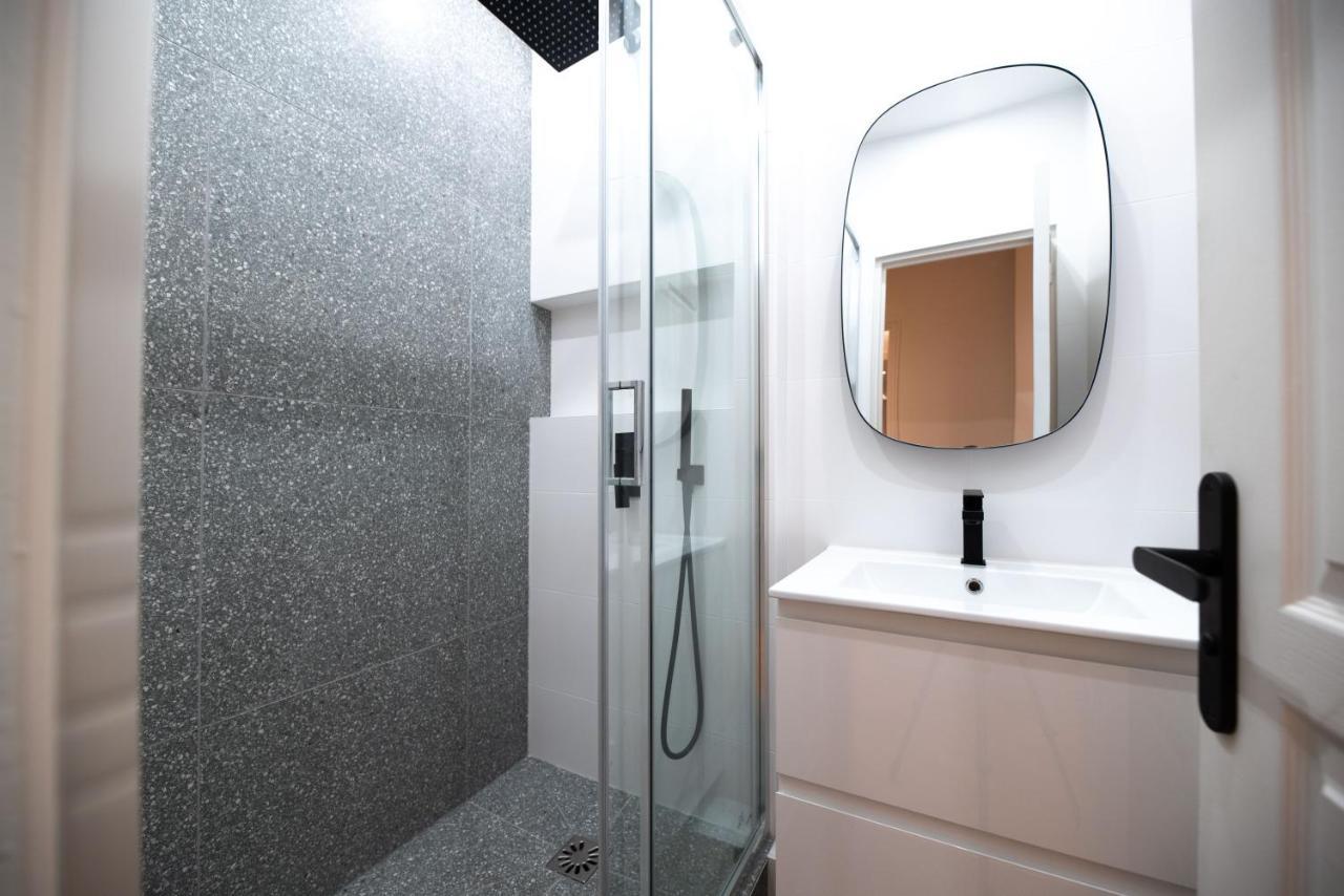 Luxury Apartments In Paris Center ภายนอก รูปภาพ